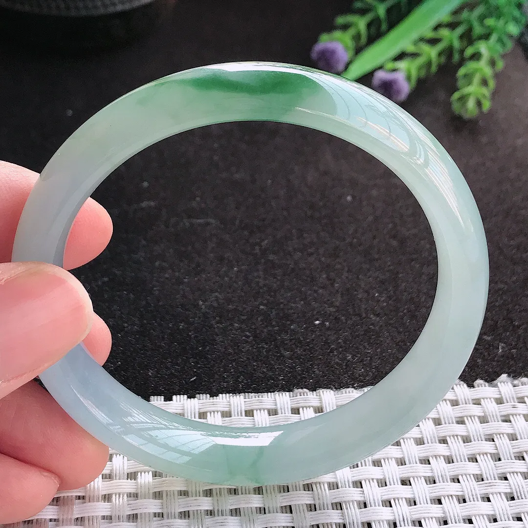 天然A货翡翠57/12.1/7.4老坑冰润果冻胶冰飘花手镯宽边玉镯