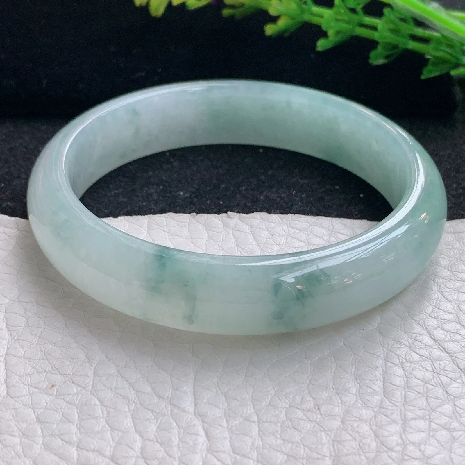 xx自然光55*12.5*7.2平安镯 缅甸翡翠a货玉手镯冰飘花宽边玉手环