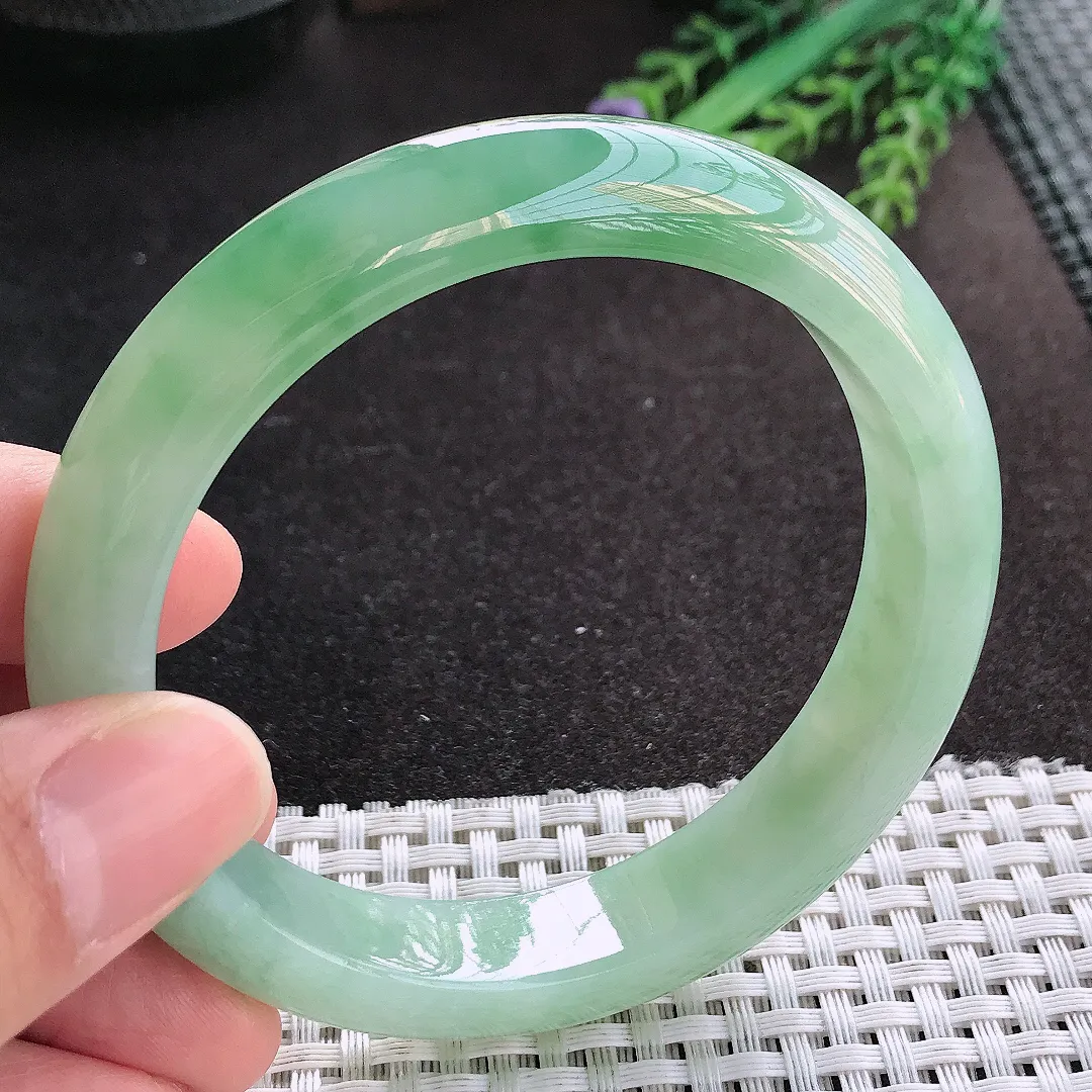 天然A货翡翠60/12.6/8.8老坑冰润果冻胶冰晴满绿手镯宽边玉镯