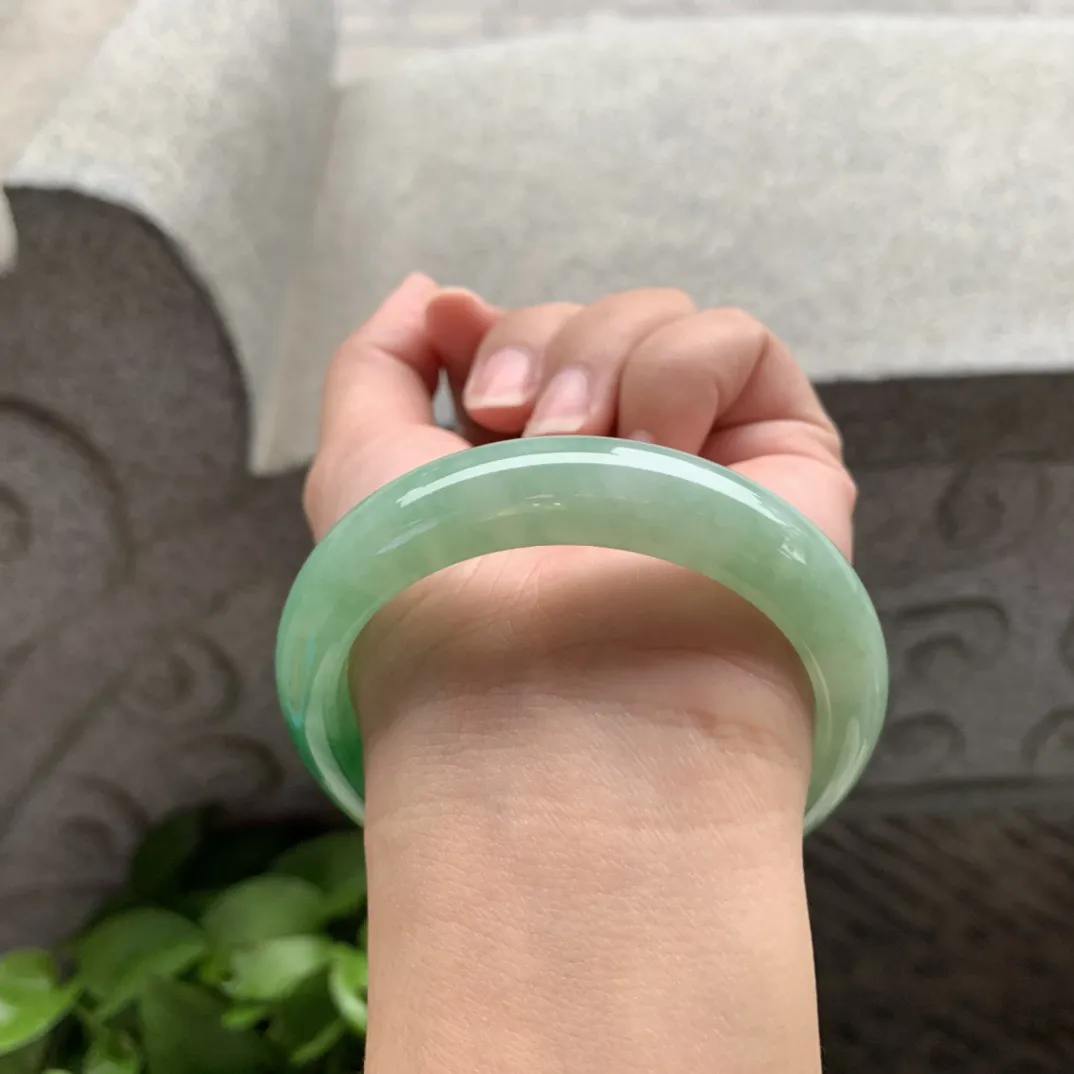 圈口 55-12.8-8.5【芙蓉阳绿正圈手镯】正圈55 56可戴