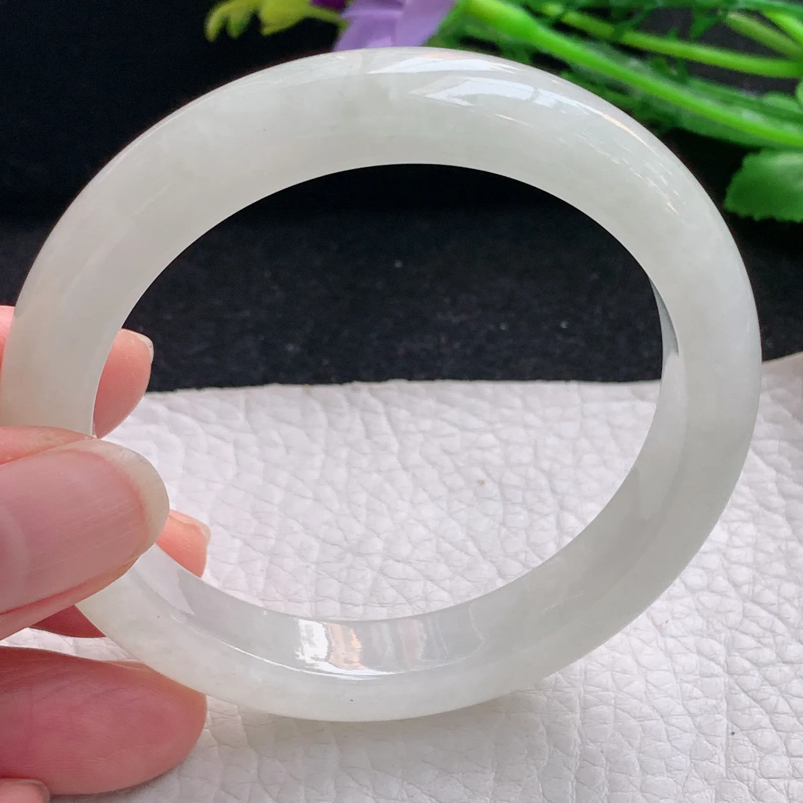 xx自然光56*10.6*8.3平安镯 缅甸翡翠a货玉手镯秀气纯美宽边玉手环