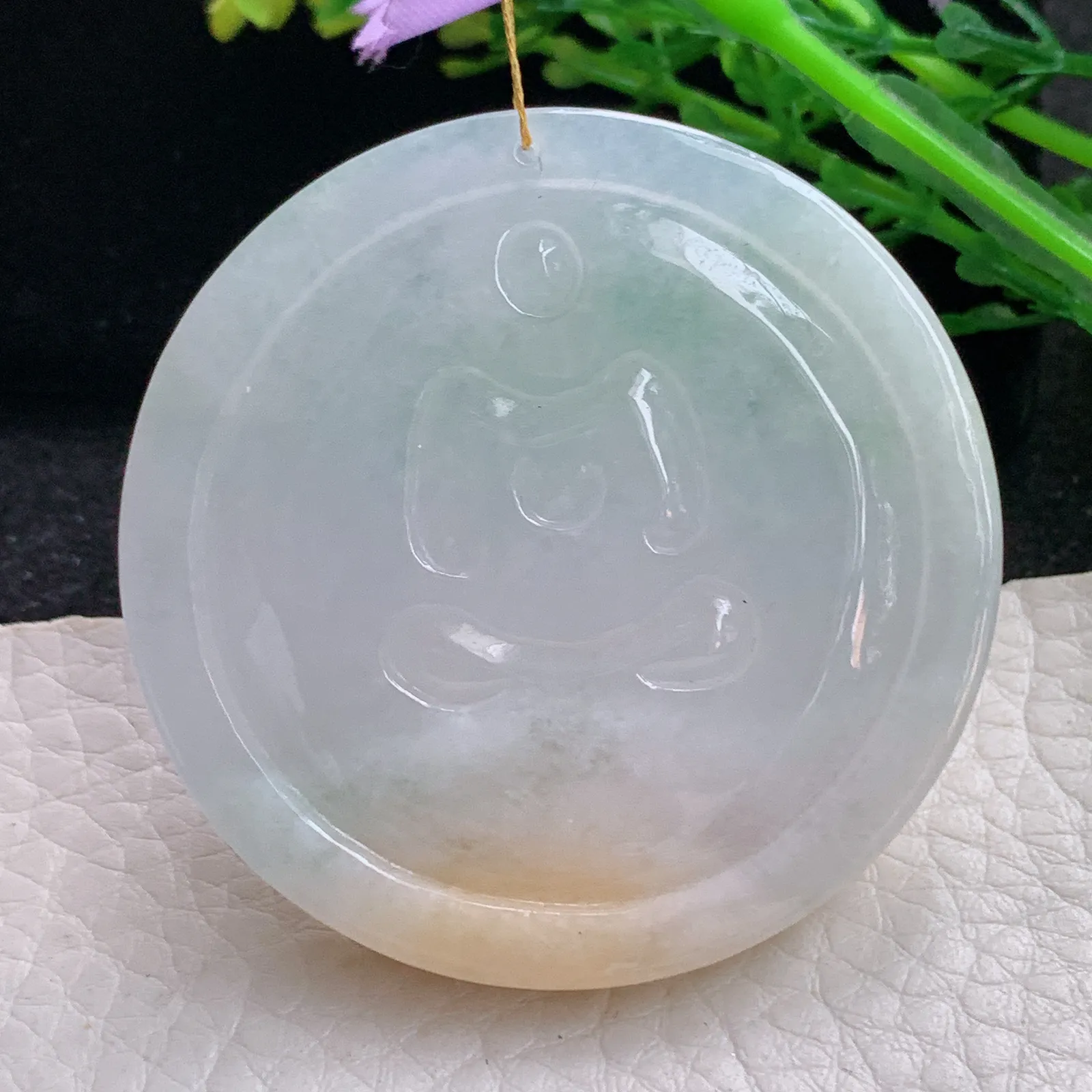 ws实拍47.6*47.3*8.6缅甸翡翠精雕双彩如来佛祖玉吊坠 玉挂件