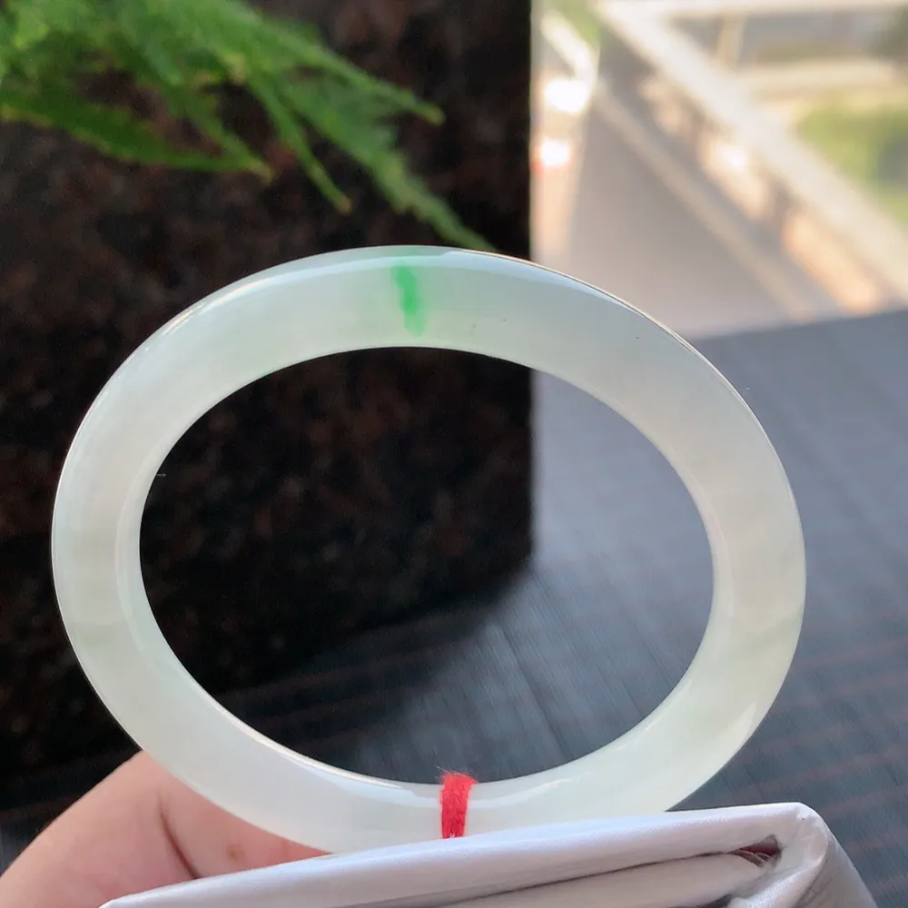 圆条冰绿 无瑕 尺寸:56.2/8.2 冰润