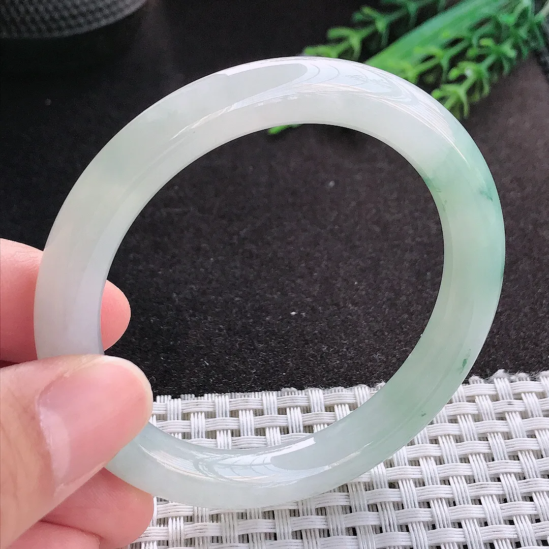 天然A货翡翠53.5/9.1老坑冰胶果冻飘花圆条手镯玉镯