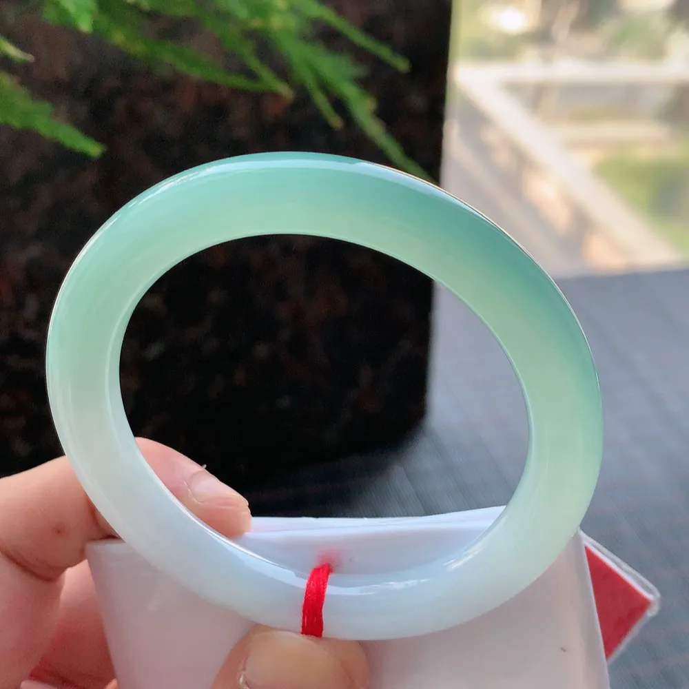 圆条高冰蓝绿 无瑕 尺寸:54.1/9.1 种色兼备