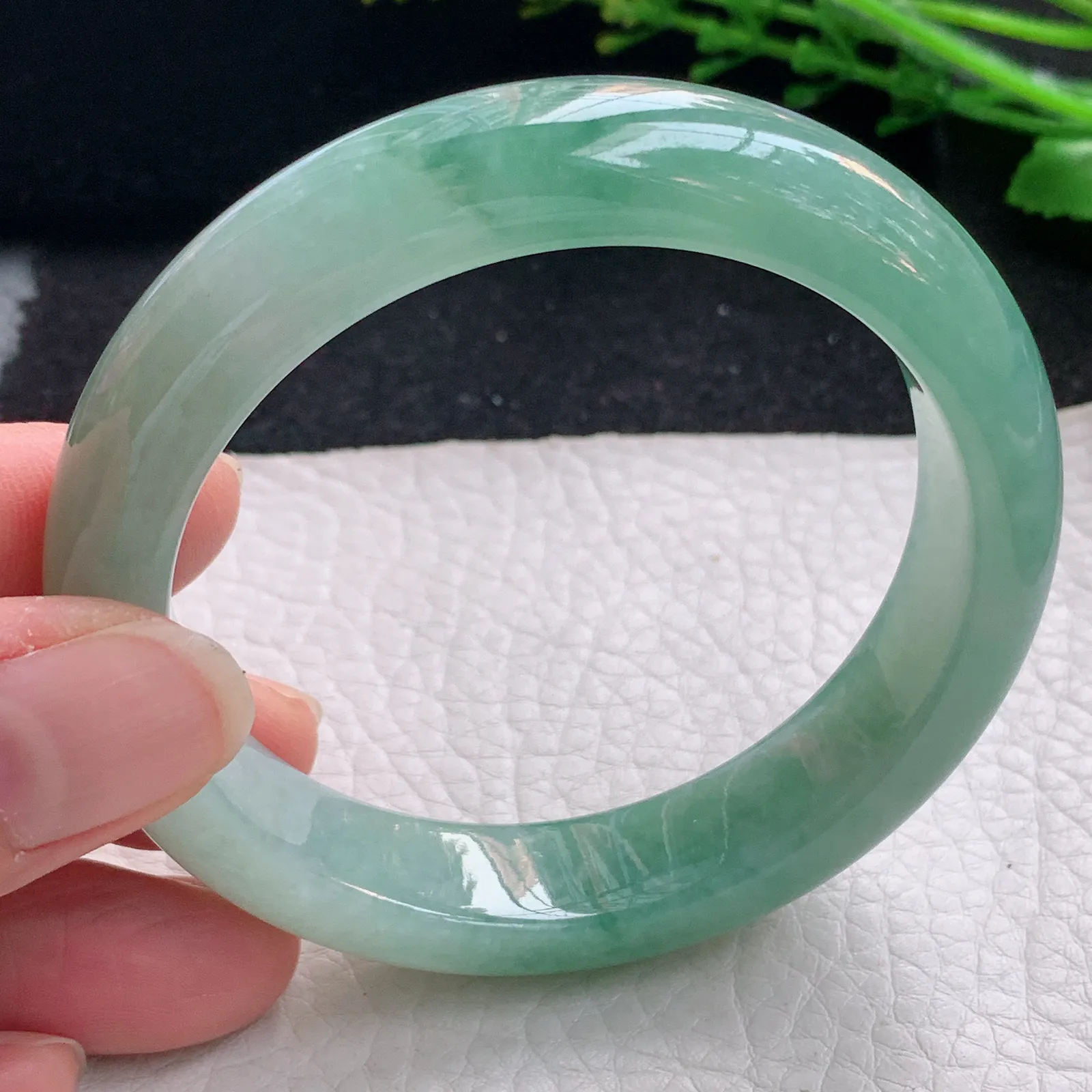 js自然光56*13.5*8.3平安镯 缅甸翡翠a货玉手镯冰润韵味宽边玉手环