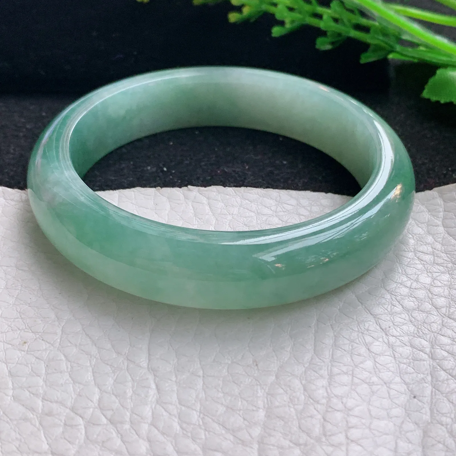js自然光56*13.5*8.3平安镯 缅甸翡翠a货玉手镯冰润韵味宽边玉手环