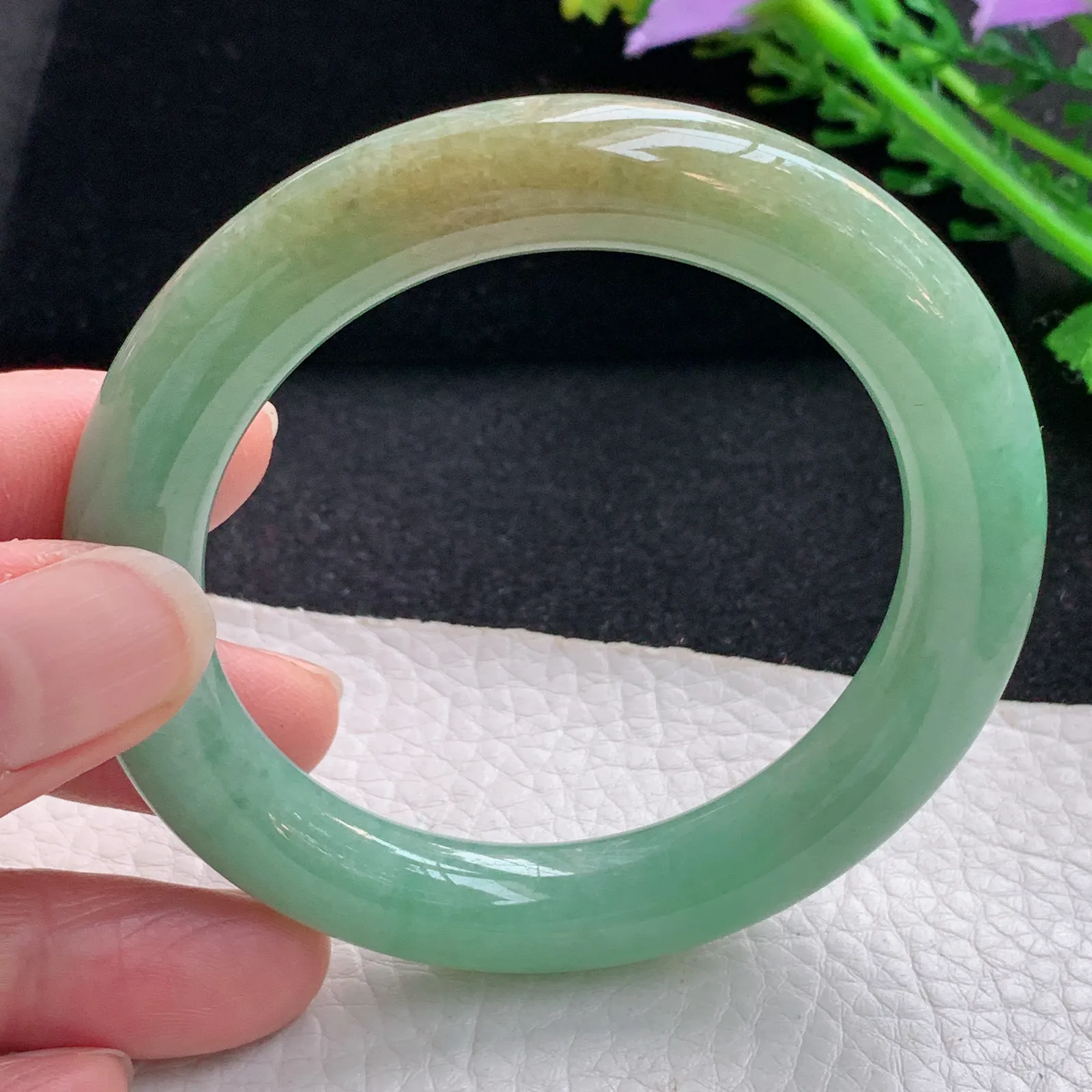 ss自然光53.8*10.3*10.5美人镯 缅甸翡翠a货玉手镯黄加绿圆条玉手环