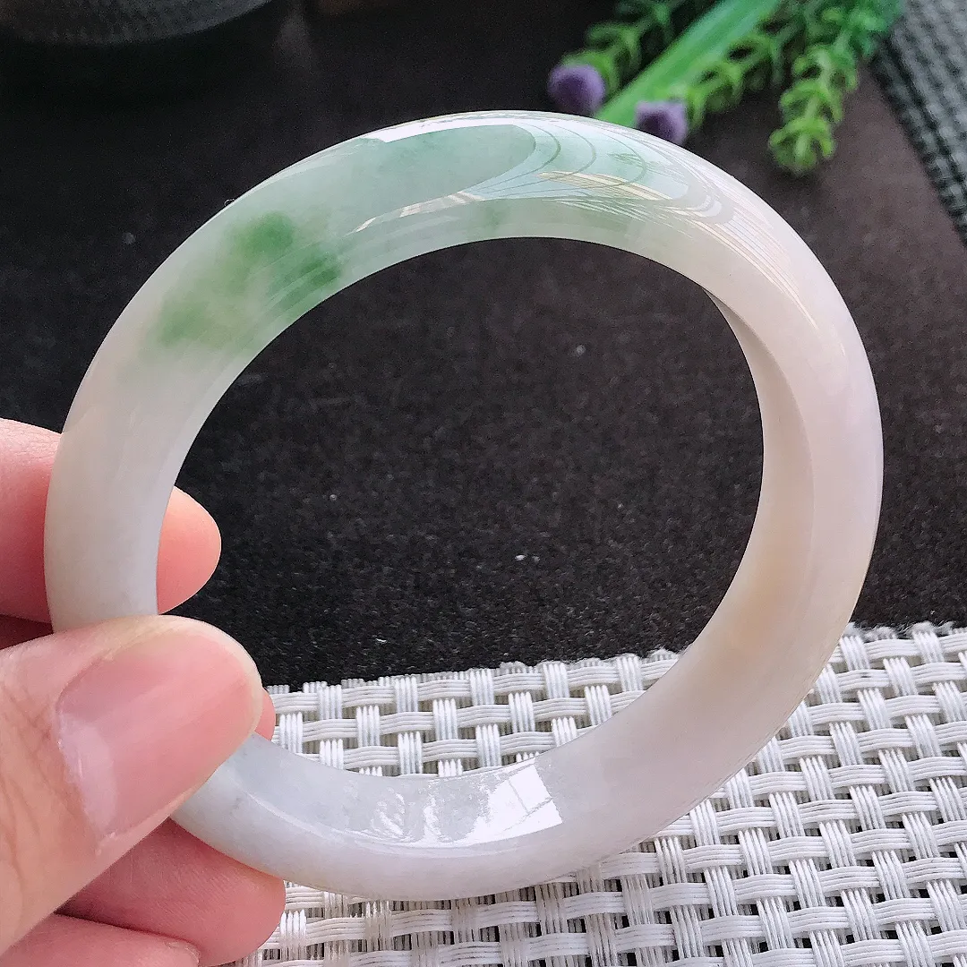 天然A货翡翠58/12.8/8.9老坑精美温润飘花手镯宽边玉镯