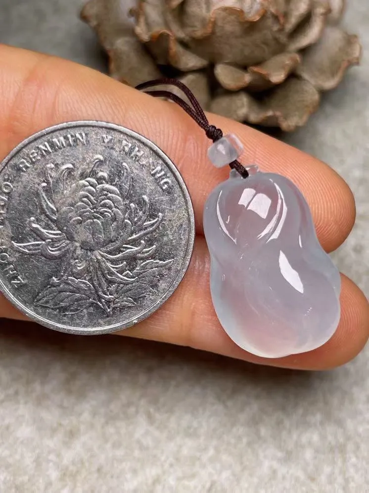 冰种【百财聚来】吊坠，种水好，玉质细腻 ，卖相好