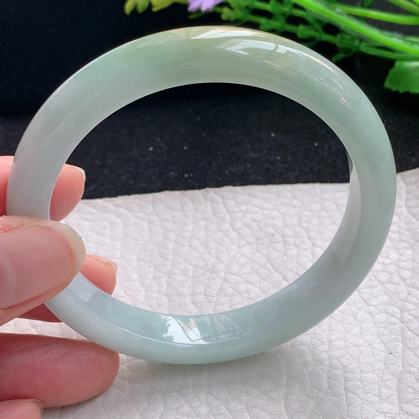 js自然光57*10.5*7.8平安镯 缅甸翡翠a货玉手镯双彩宽边玉手环