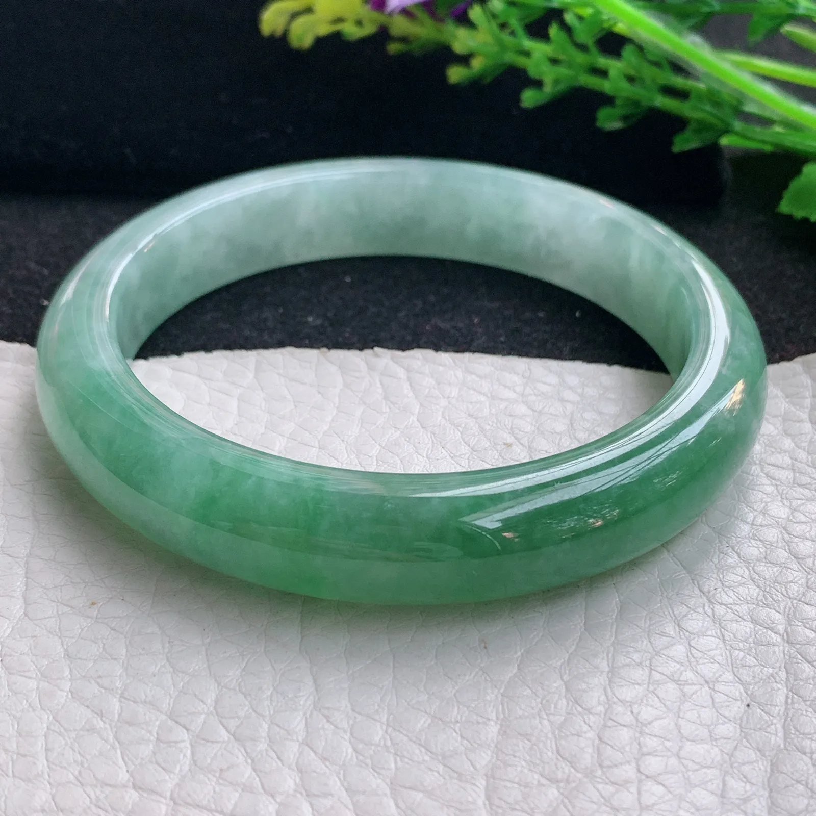 nr大圈口62*12.5*8.8平安镯 缅甸翡翠a货玉手镯冰润半山水宽边玉手环