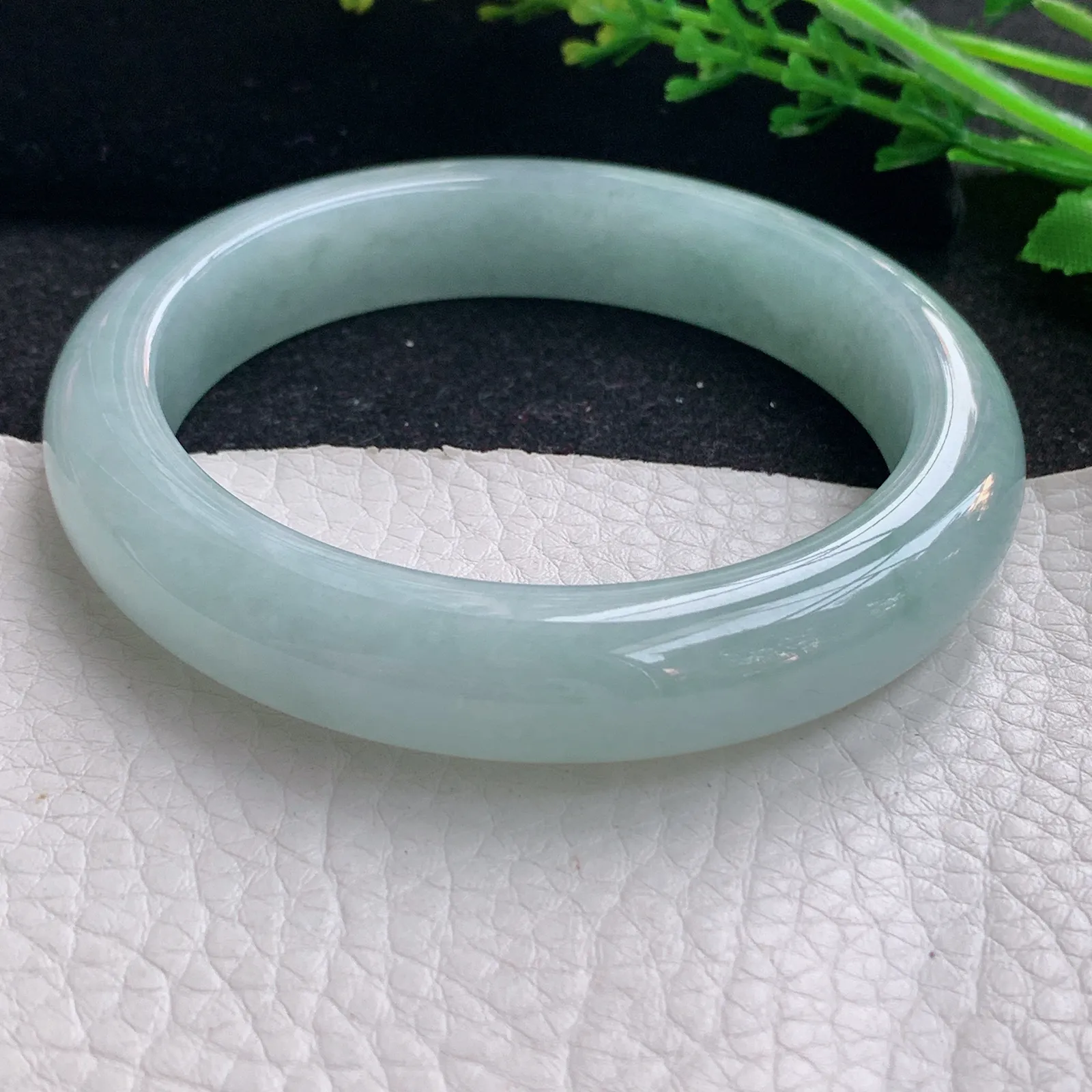 nr自然光59*12.3*9平安镯 缅甸翡翠a货玉手镯清漆冰润浅绿宽边玉手环