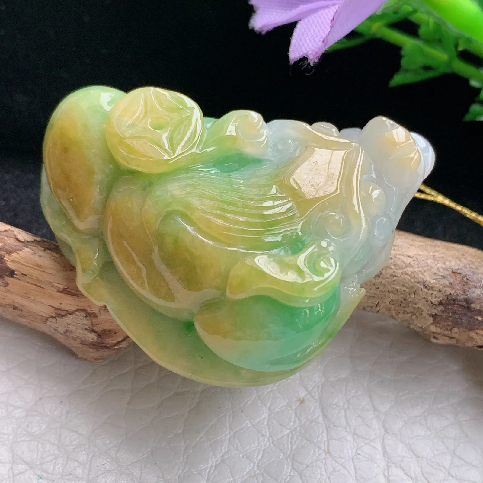 ws实拍42*28.8*13.5缅甸翡翠精雕三彩招财貔貅 玉皮休玉吊坠 玉挂件