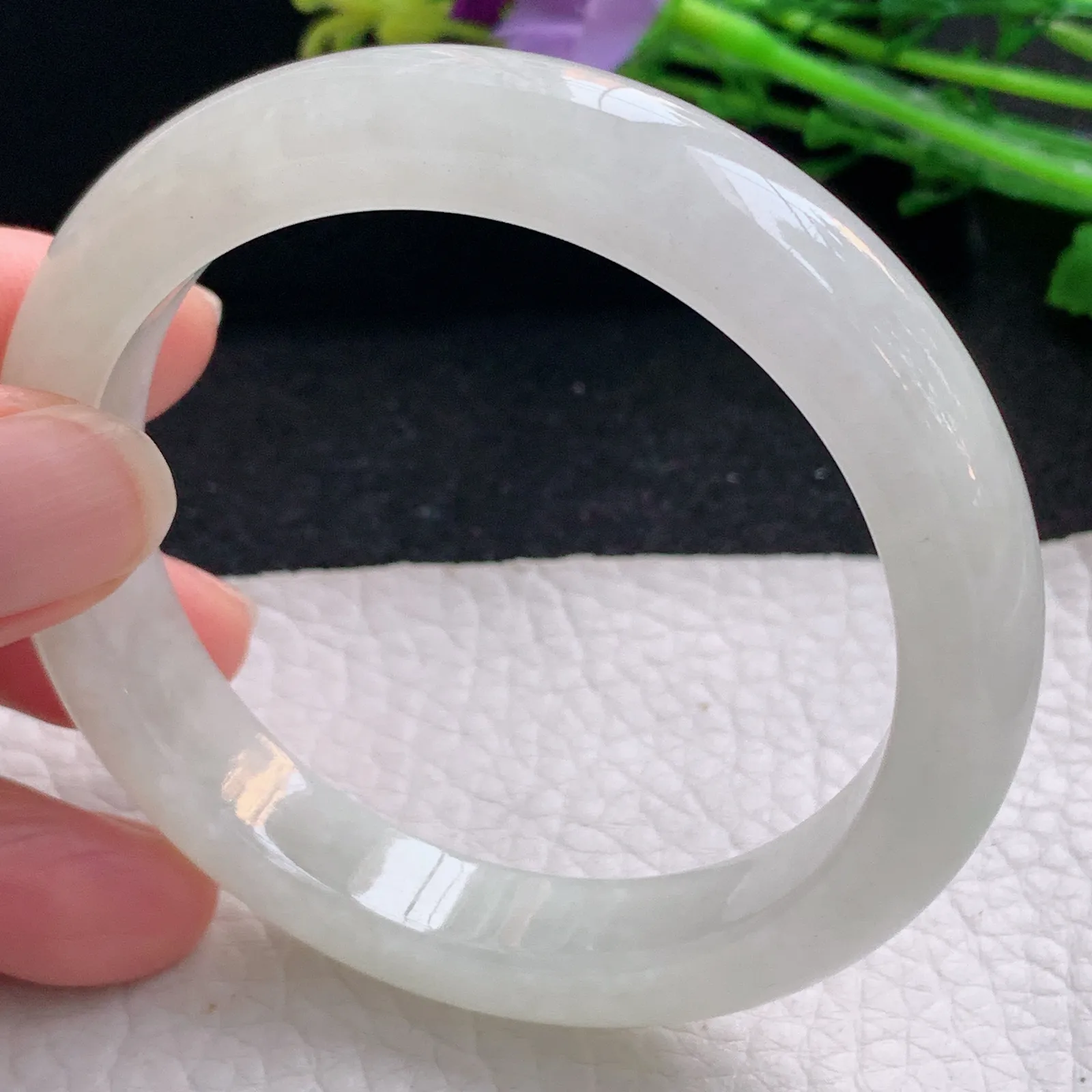 xx自然光56*10.6*8.3平安镯 缅甸翡翠a货玉手镯秀气纯美宽边玉手环