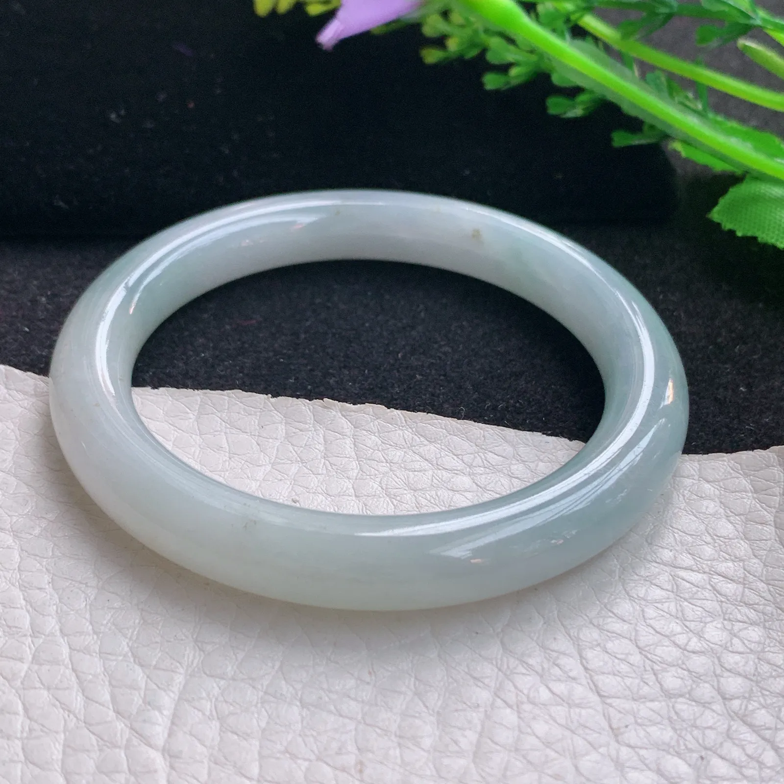 n小圈口52*8.6美人镯 缅甸翡翠a货玉手镯淡蓝圆条玉手环 叮当镯