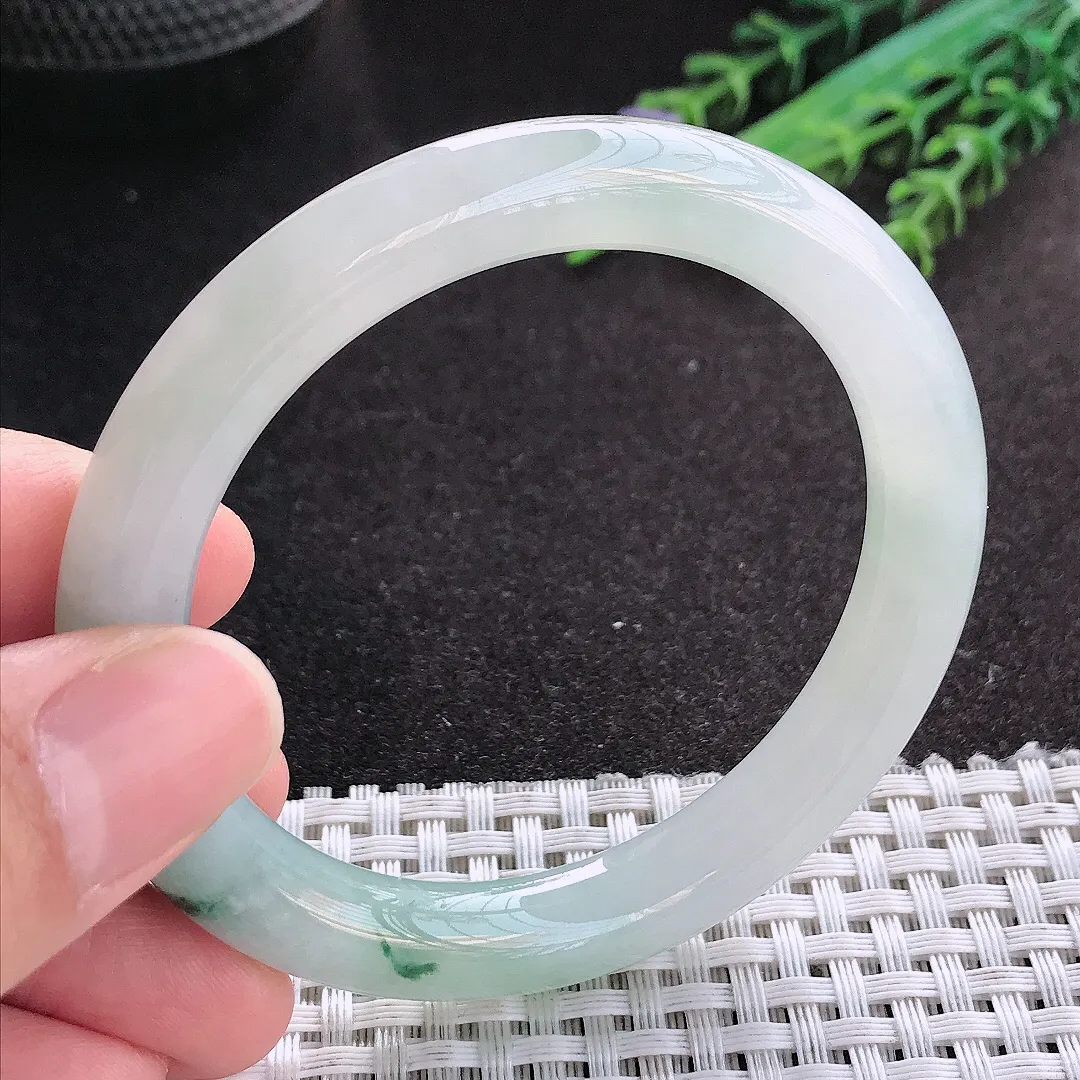 天然A货翡翠53.5/9.1老坑冰胶果冻飘花圆条手镯玉镯