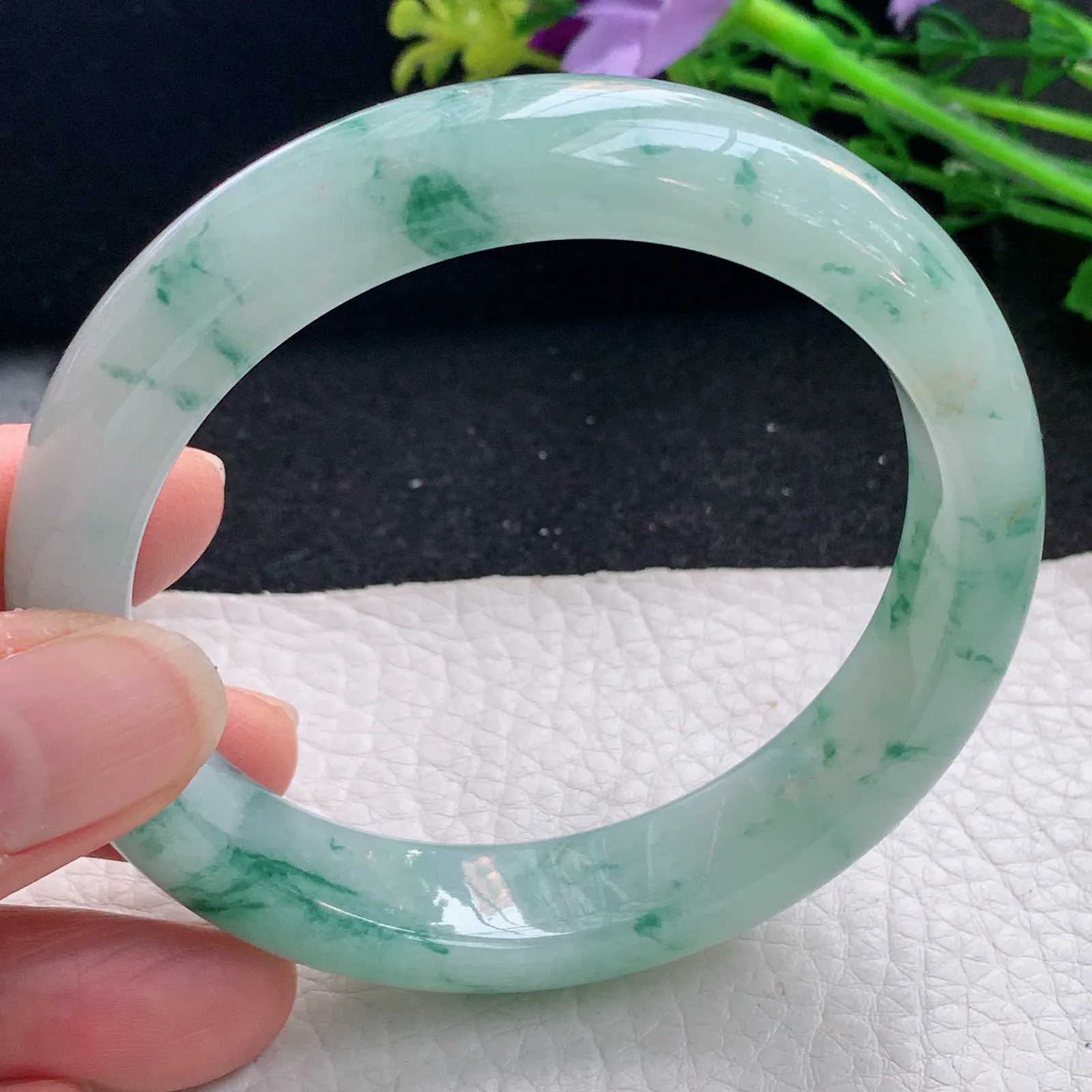 js自然光59.5*13.2*8.5平安镯 缅甸翡翠a货玉手镯冰飘花宽边玉手环