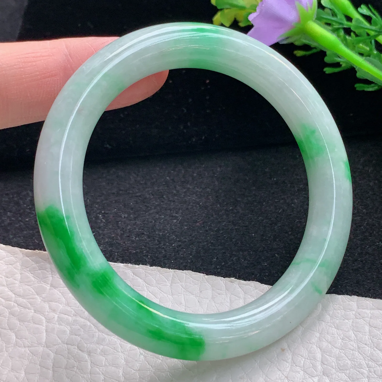 yh小圈口52.8*9.2*9.5美人镯 缅甸翡翠a货玉手镯飘阳绿圆条玉手环