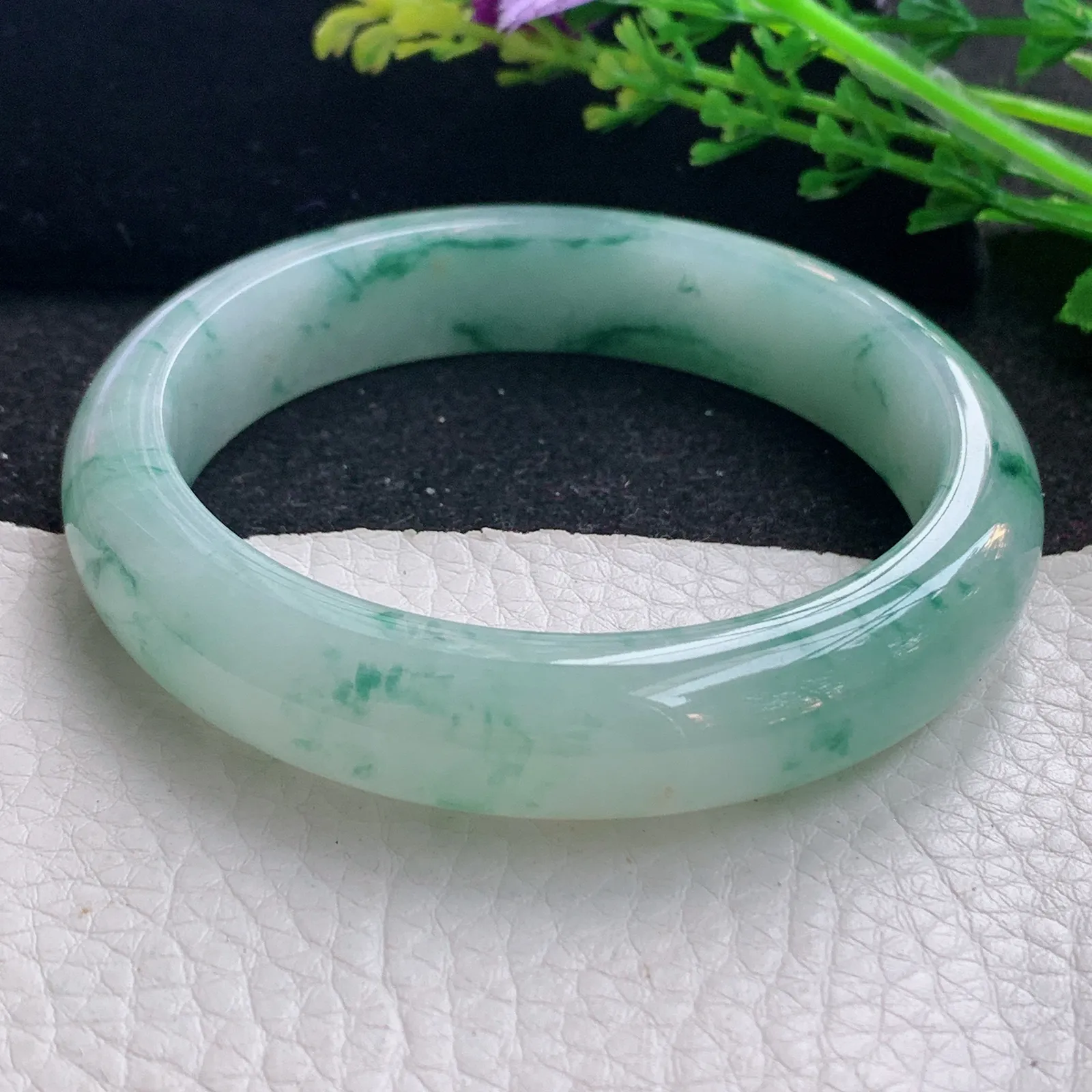 js自然光59.5*13.2*8.5平安镯 缅甸翡翠a货玉手镯冰飘花宽边玉手环