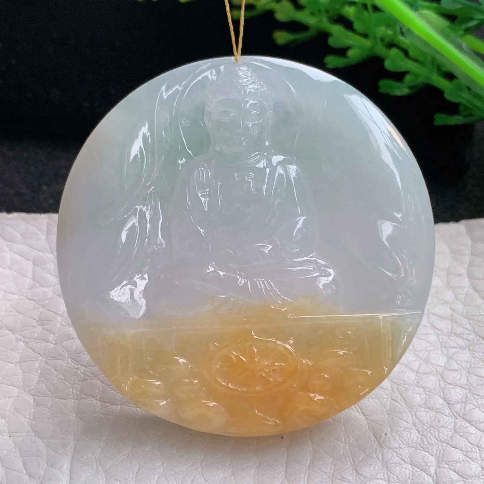 ws实拍47.6*47.3*8.6缅甸翡翠精雕双彩如来佛祖玉吊坠 玉挂件