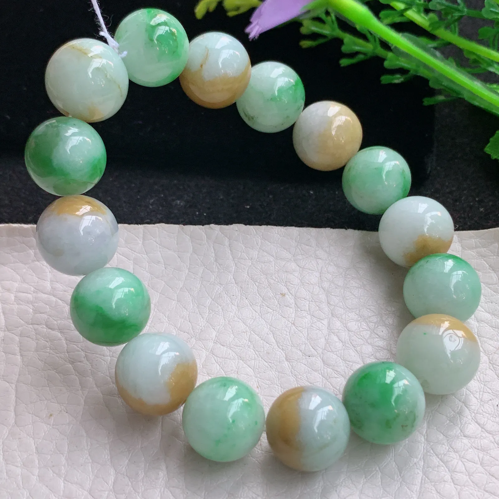 ss自然光13.3mm天然缅甸翡翠a货黄加绿水润圆珠玉手链  玉手串