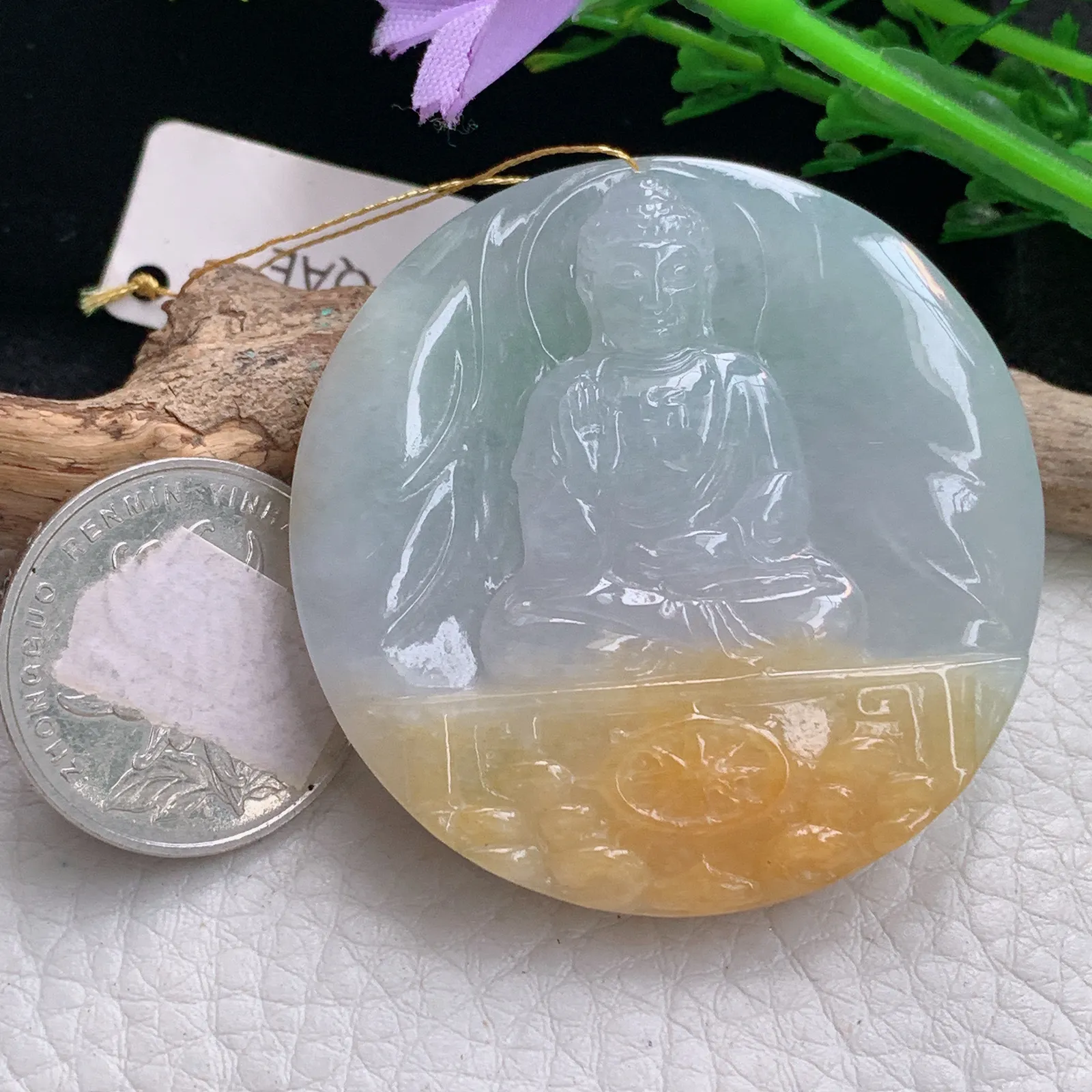 ws实拍47.6*47.3*8.6缅甸翡翠精雕双彩如来佛祖玉吊坠 玉挂件