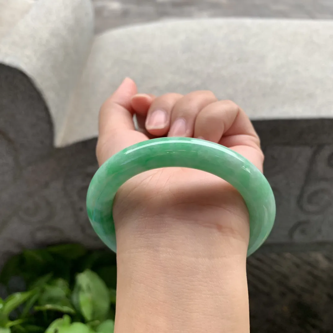 圈口54.4-10.2 【阳绿圆条手镯】圆条54 55可戴
