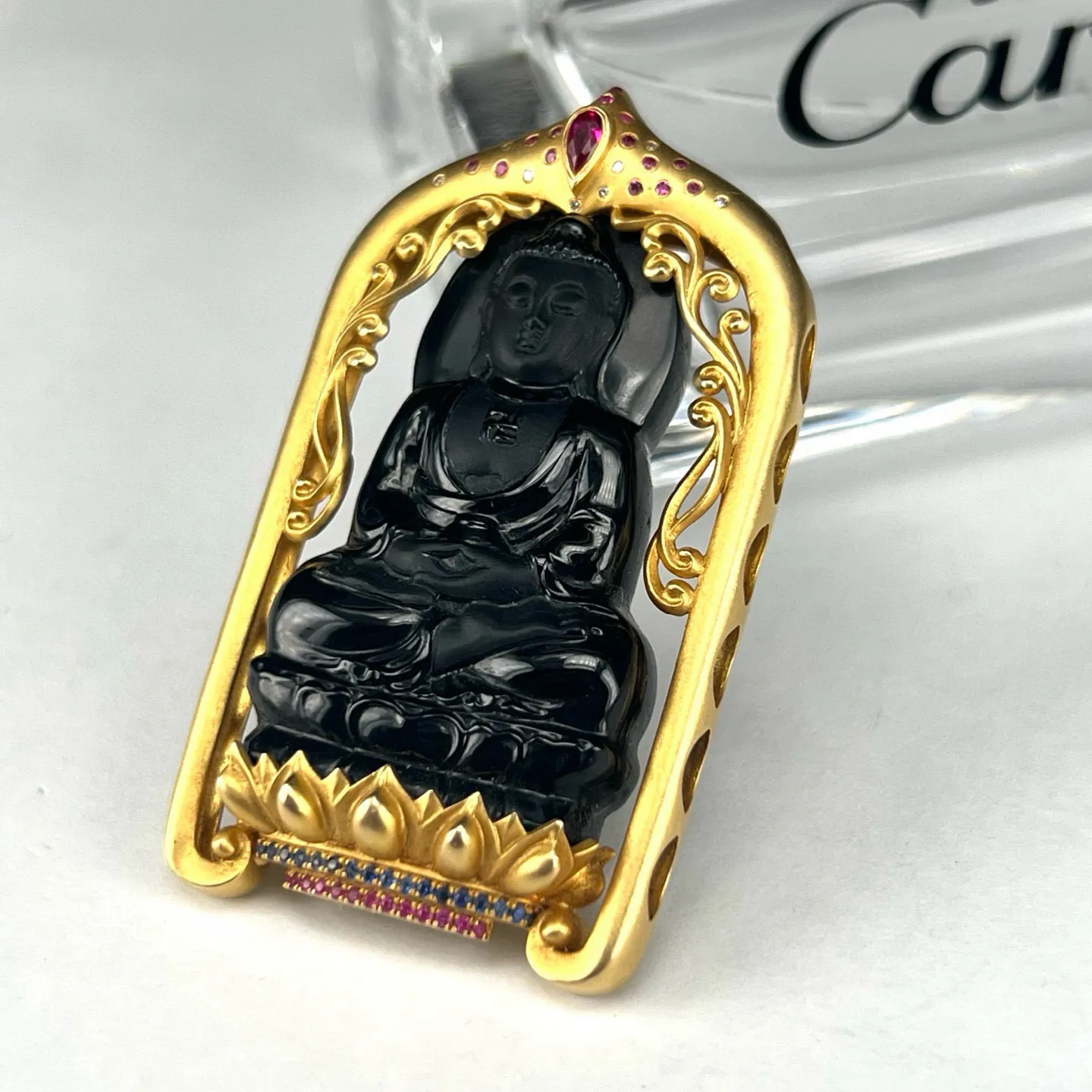 精品墨翠大日如来 种好色正 重金豪镶 打灯通透 油性十足 尺寸50.8