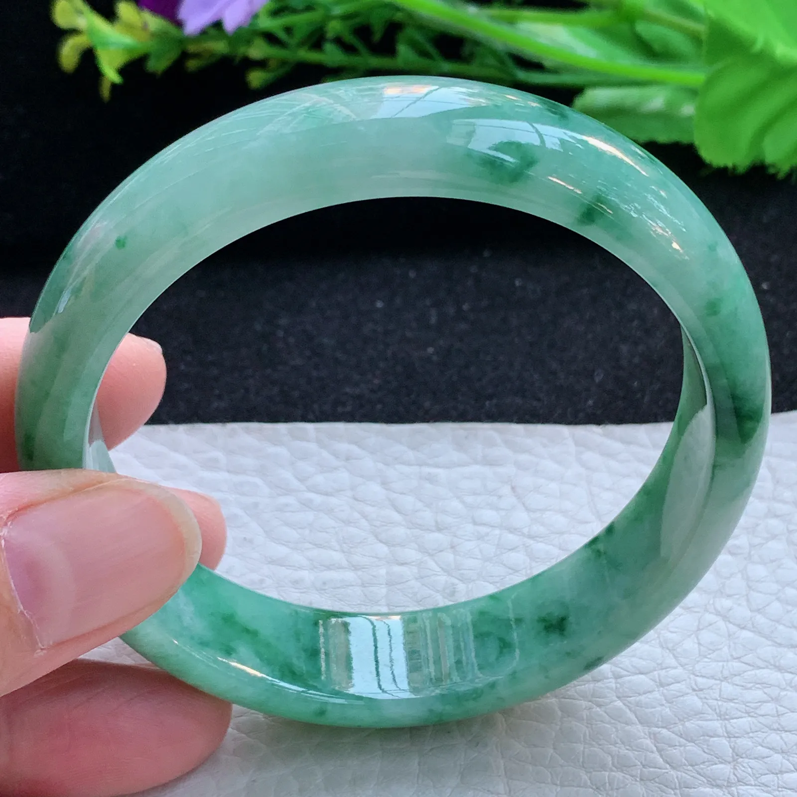 Hh自然光58.8*14.8*7平安镯 天然缅甸翡翠满绿飘绿花宽边珠宝玉手镯