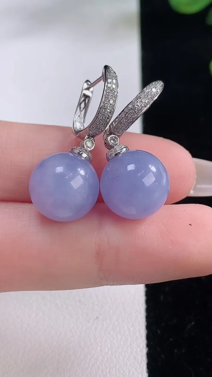 翡翠a货18K金紫罗兰圆珠耳坠，尺寸12，重量:9.85g