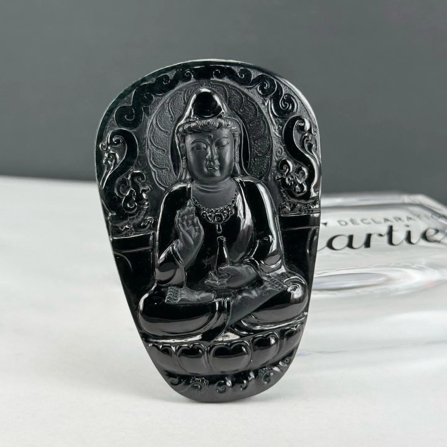 精品墨翠观音 种好色正 黑度极好 打灯通透 油性十足  尺寸61.9