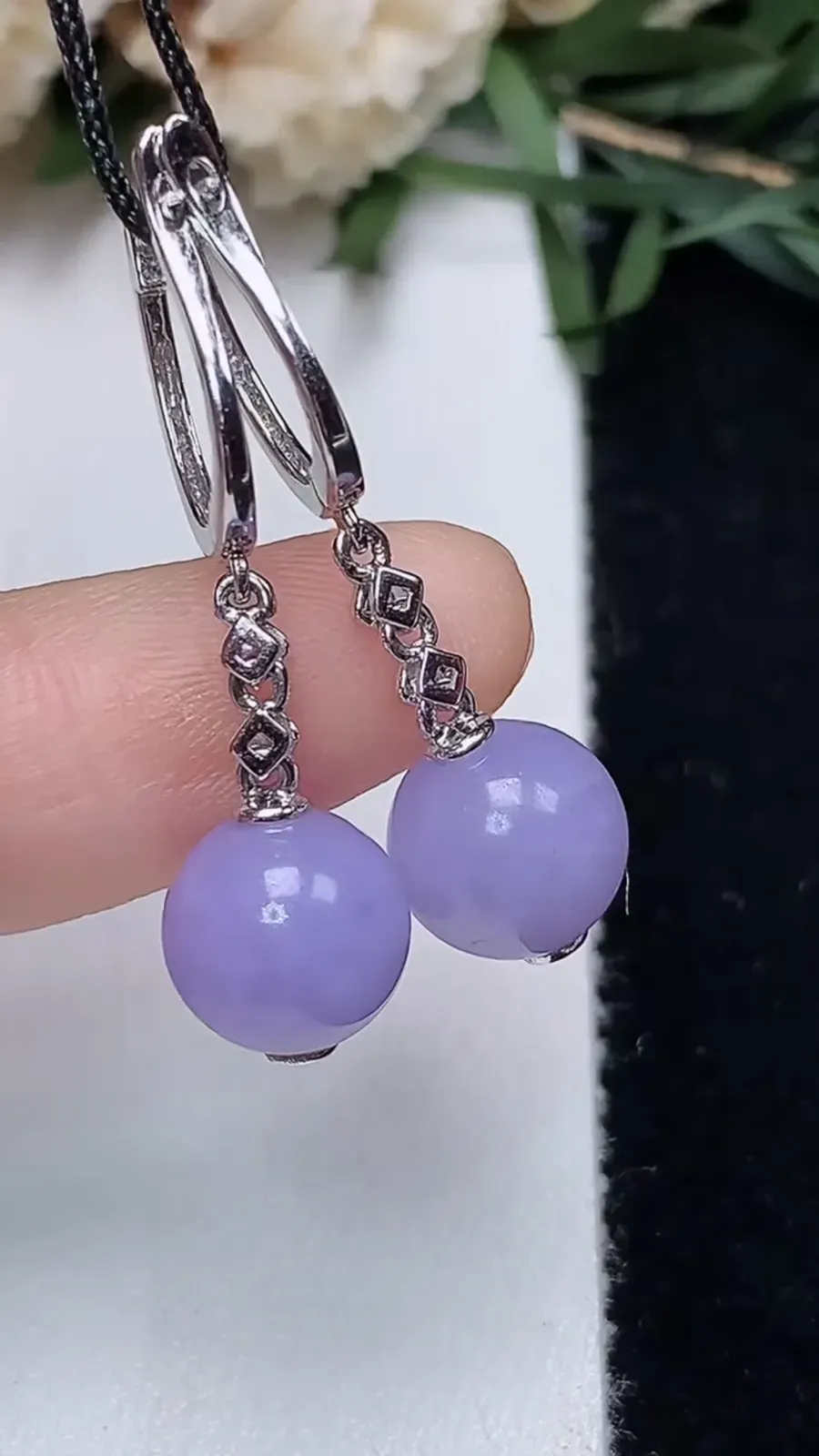 翡翠a货18k金紫罗兰圆珠耳坠，尺寸8.4，重量:3.88g