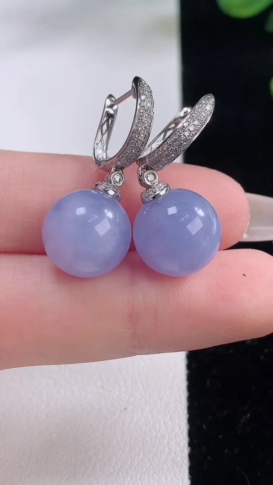 翡翠a货18K金紫罗兰圆珠耳坠，尺寸12，重量:9.85g