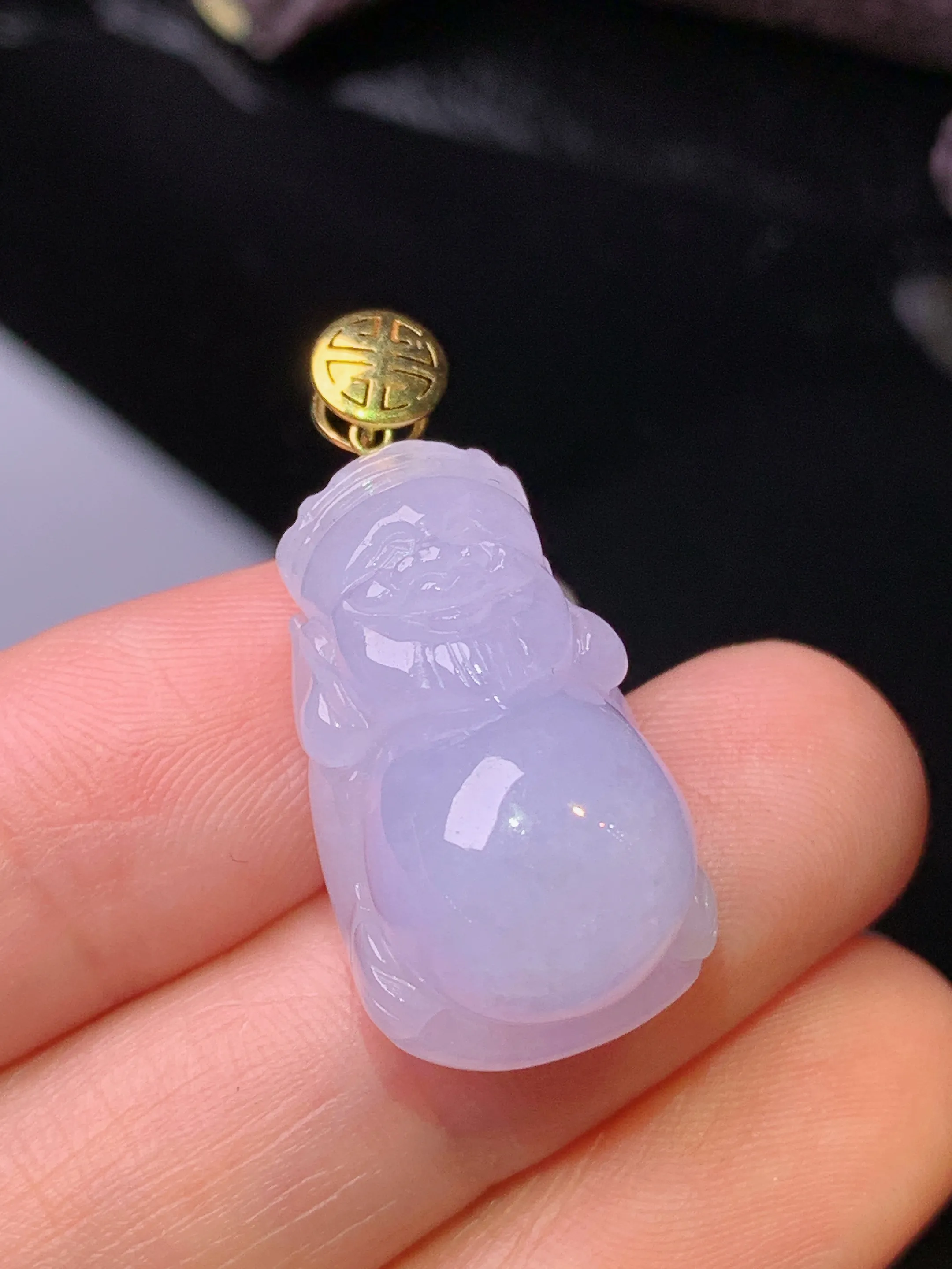 18k金镶嵌紫罗兰财神吊坠 玉质细腻 色泽清新艳丽 整体尺寸29.8*13.3*12.7