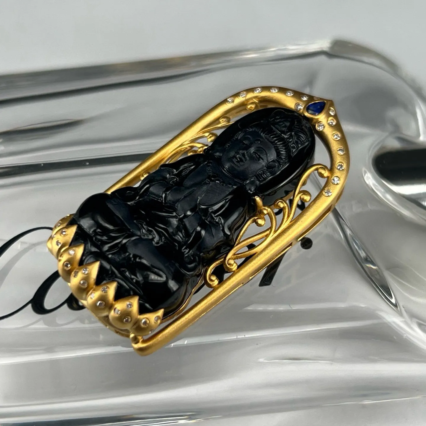 精品18k墨翠观音 重金豪镶 打灯通透 油性十足 尺寸42.2