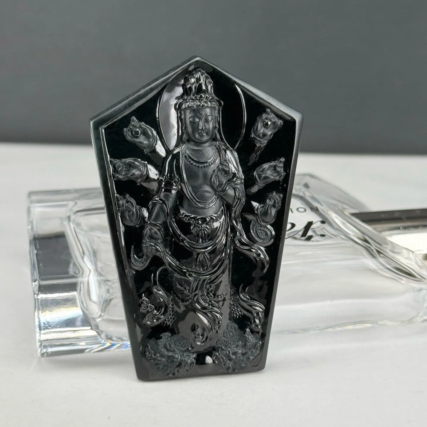 精品墨翠千手观音 打灯通透 油性十足 打灯通透 黑度极好 尺寸65.5