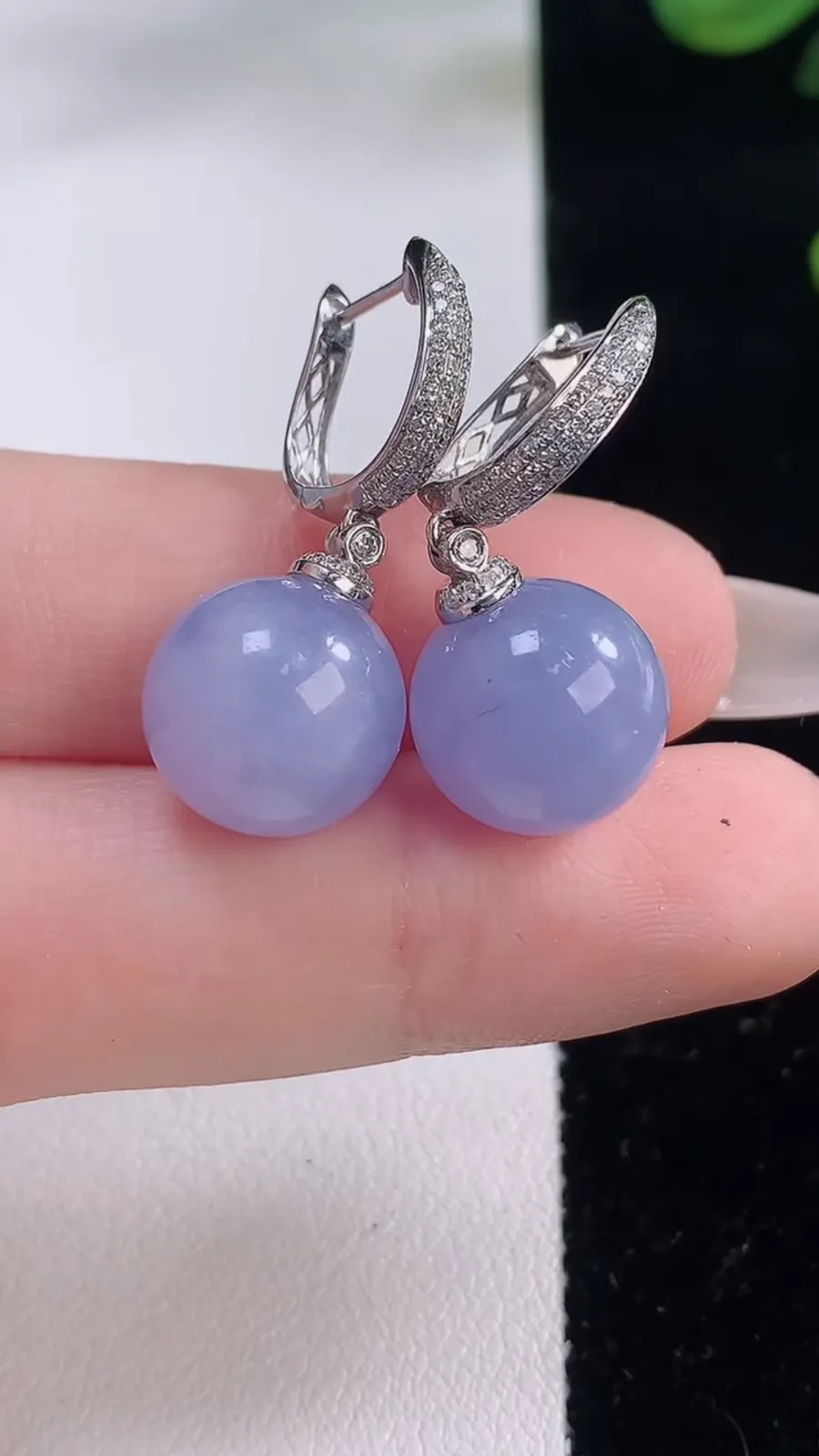 翡翠a货18K金紫罗兰圆珠耳坠，尺寸12，重量:9.85g