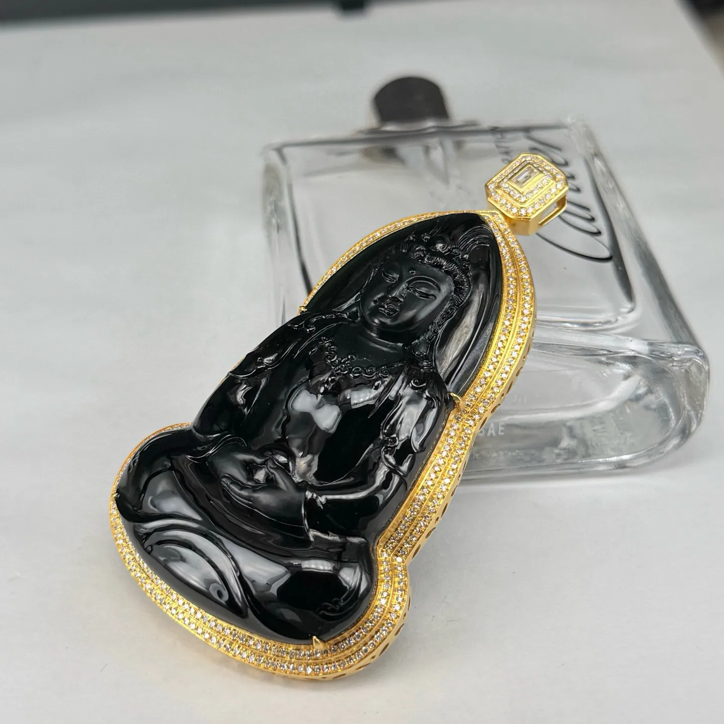 精品18k墨翠观音 种好色正 黑度极好 打灯通透 油性十足 尺寸79.8