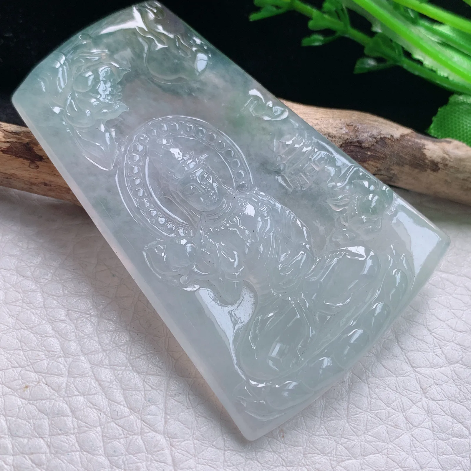 gp实拍65.5*44*5.6翡翠a货精雕冰润山水观音 玉观音玉吊坠 玉挂件