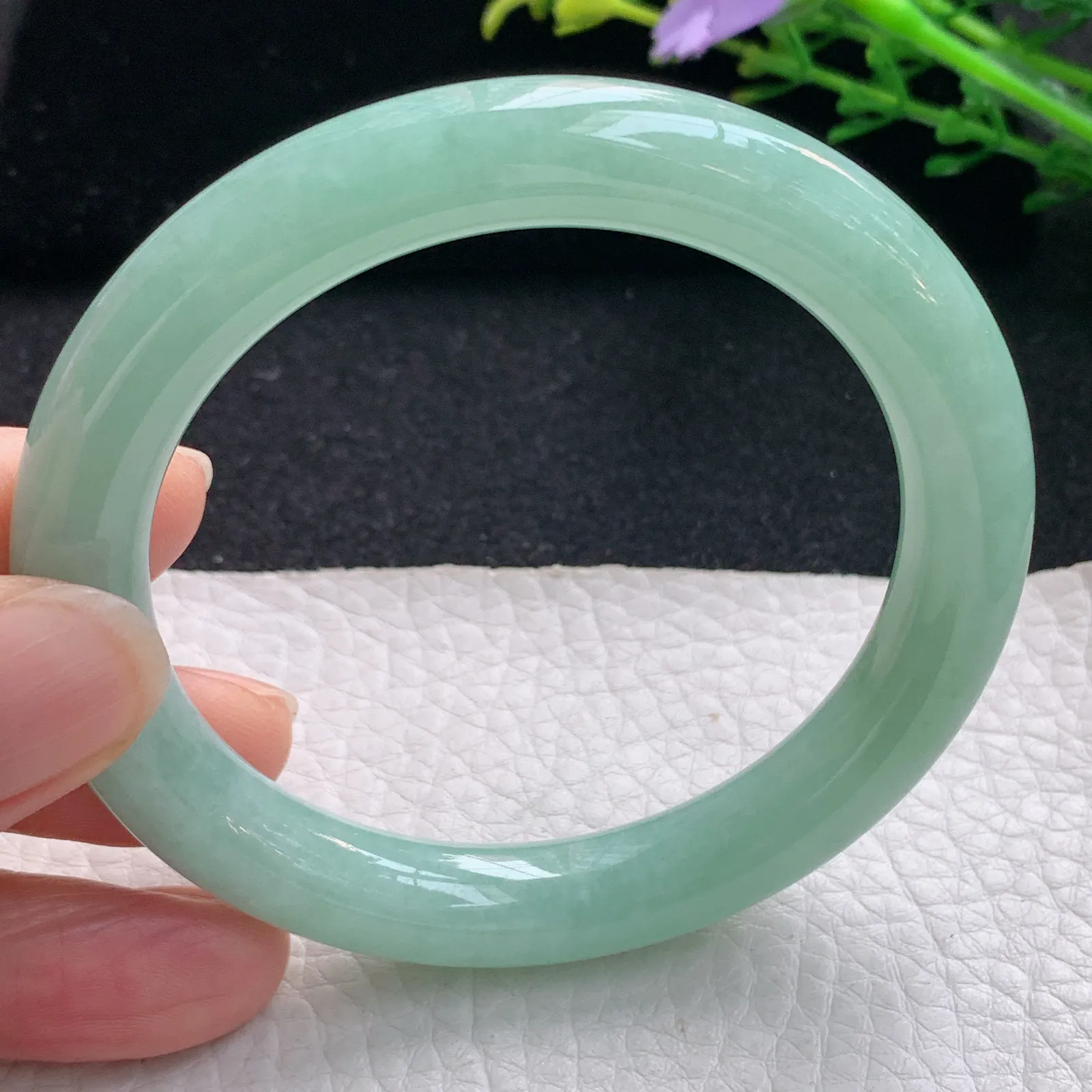 n自然光55*9.5叮当镯 翡翠a货玉手镯满绿圆条珠宝玉手环 美人镯