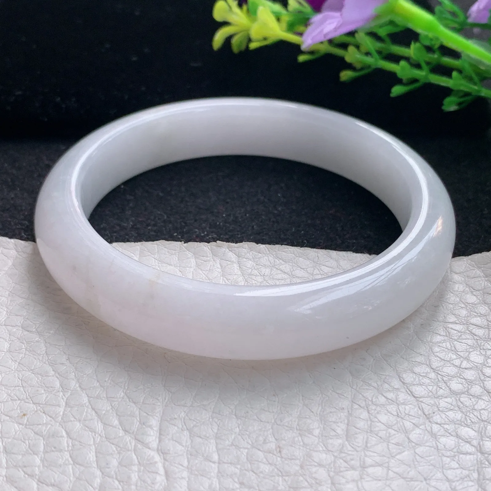 mq自然光57*11.8*8.5平安镯 天然缅甸翡翠白月光宽边珠宝玉手镯