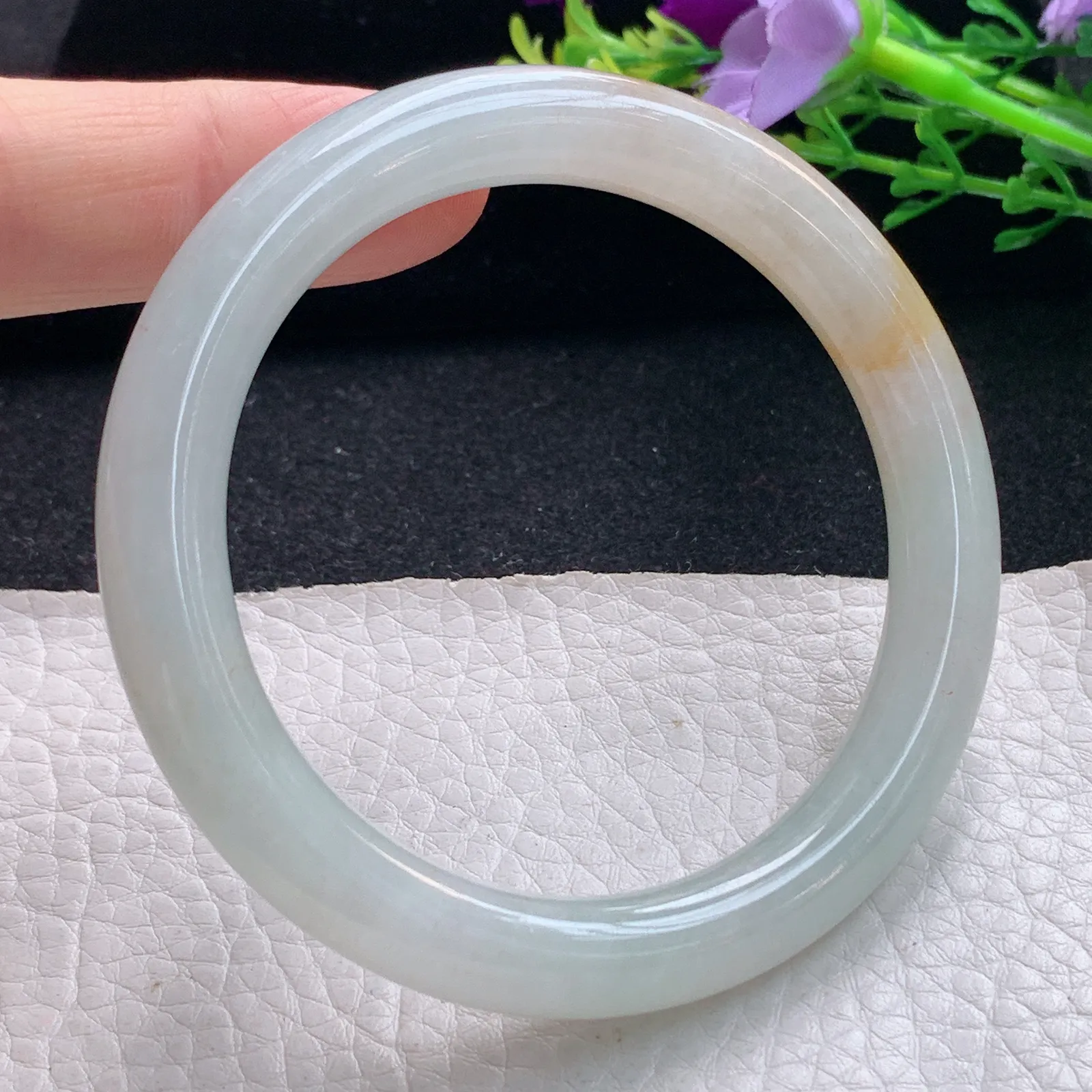 mq自然光54.5*9*8.8美人镯 天然缅甸翡翠冰双彩圆条珠宝玉手镯