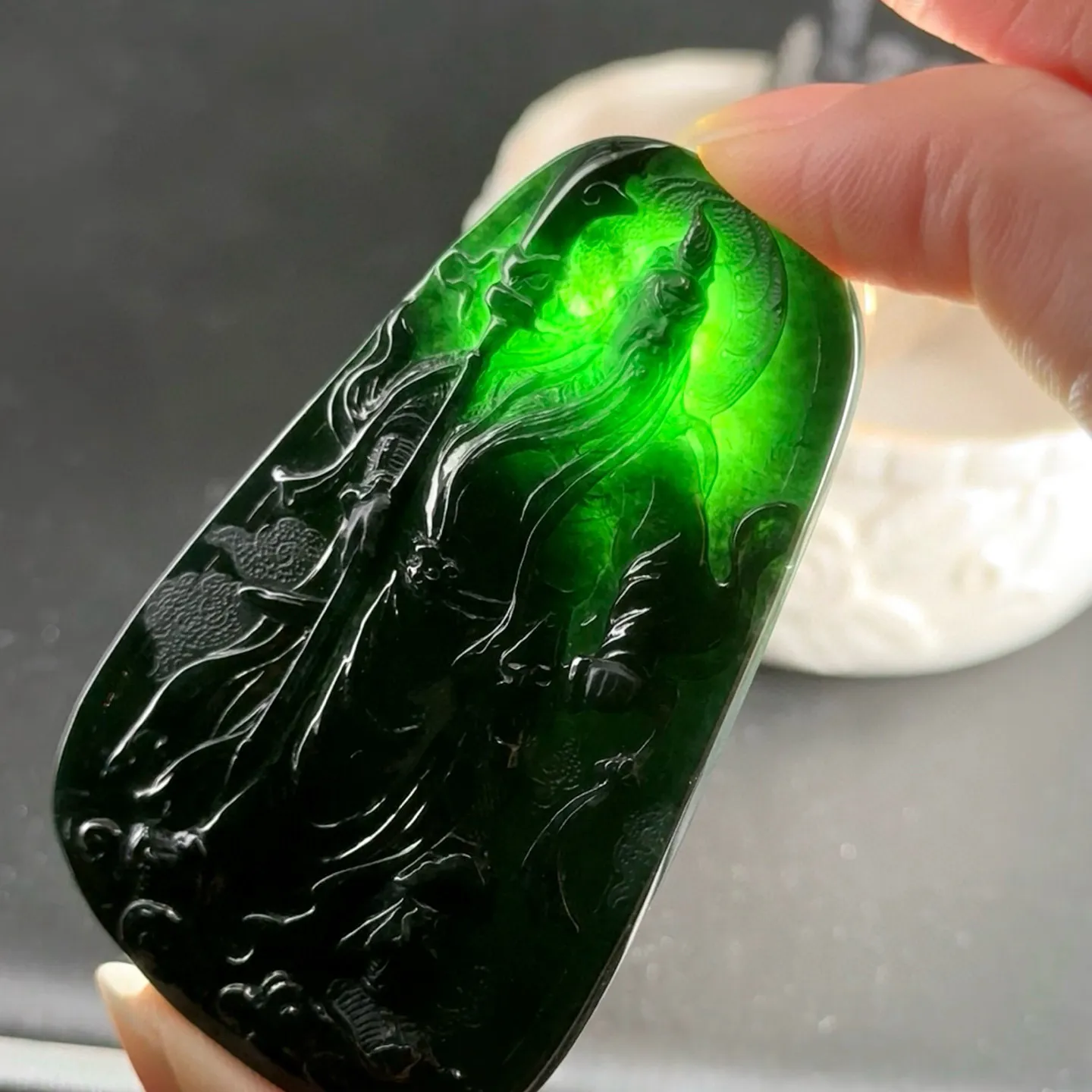 精品墨翠关公 种好色正 黑度好 打灯通透 油性足 尺寸64