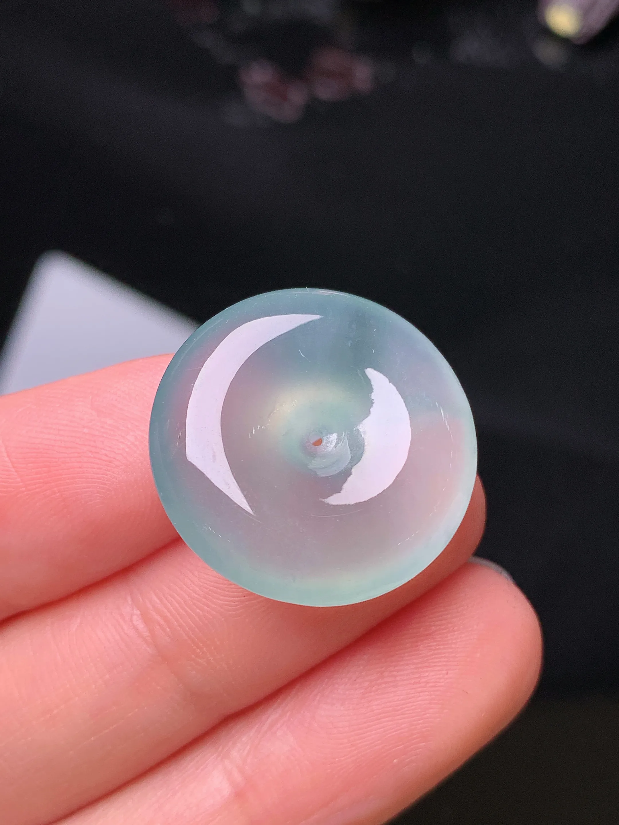 冰种平安扣吊坠 玉质细腻 色泽清新艳丽 整体尺寸21.5*6.5