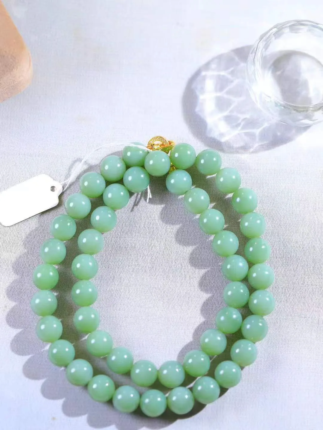 【珠圆玉润.项链】

精品和田玉碧玉珠圆玉润项链 玉质细腻油润 饱满光滑 质朴无华，悠远简单，人心