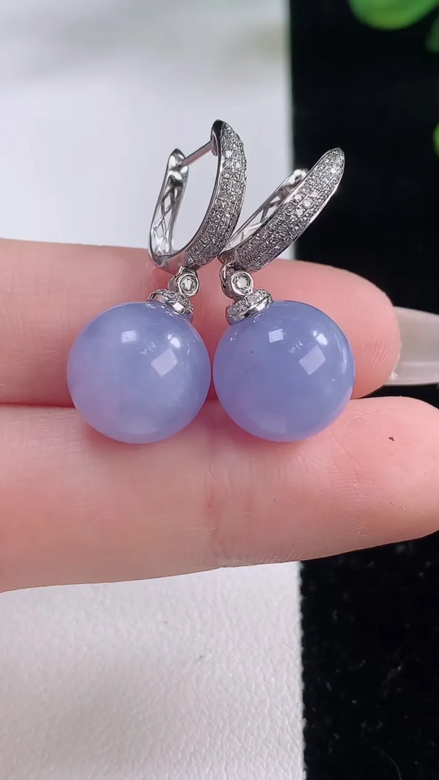 翡翠a货18K金紫罗兰圆珠耳坠，尺寸12，重量:9.85g