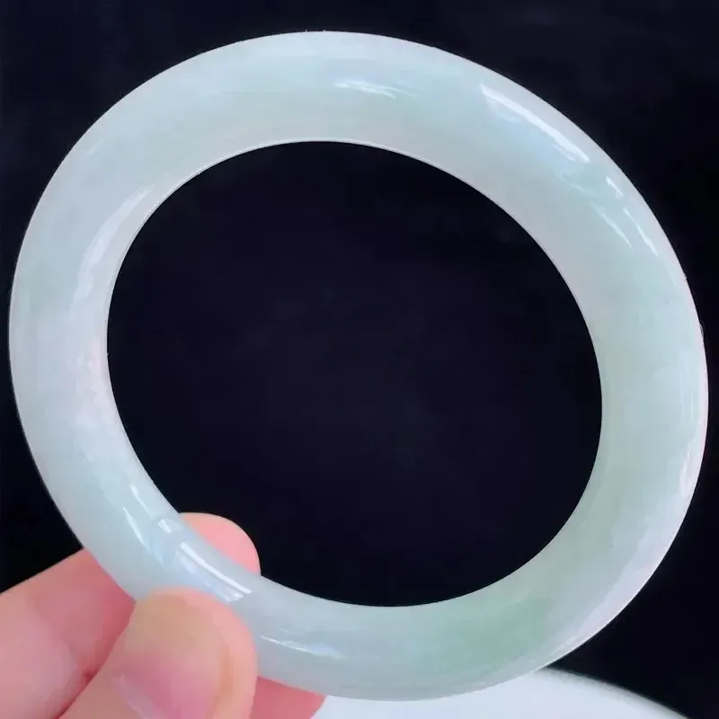 53圈好种水玉石天然翡翠A货水润有种有色飘绿手镯53.44g