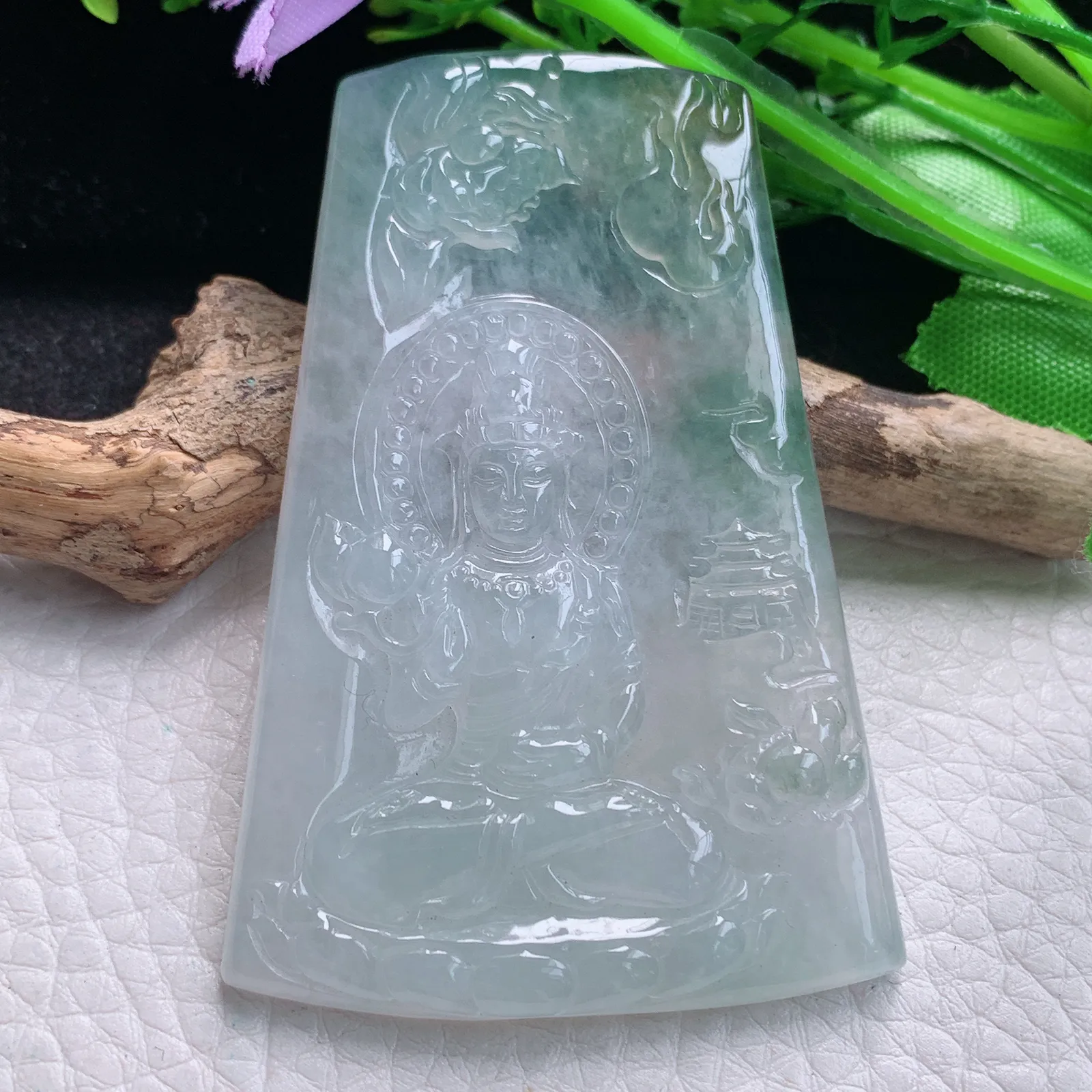 gp实拍65.5*44*5.6翡翠a货精雕冰润山水观音 玉观音玉吊坠 玉挂件