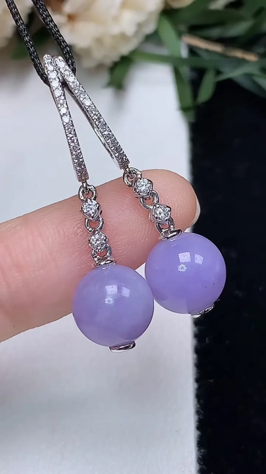 翡翠a货18k金紫罗兰圆珠耳坠，尺寸8.4，重量:3.88g